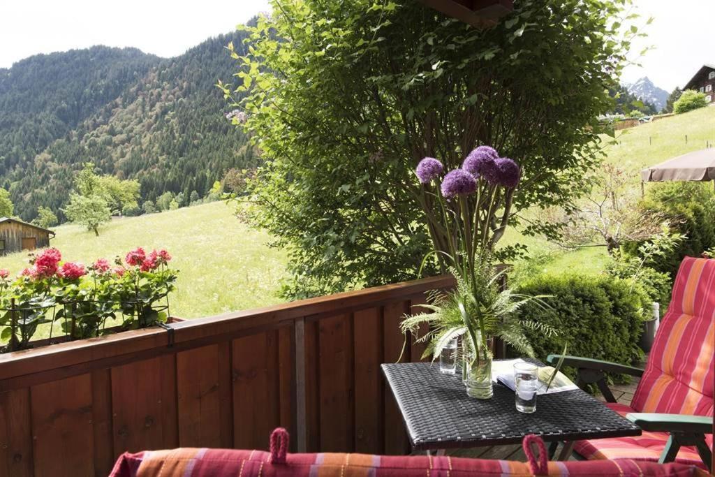 Haus Monika Silvrettablick Sankt Gallenkirch Exterior foto